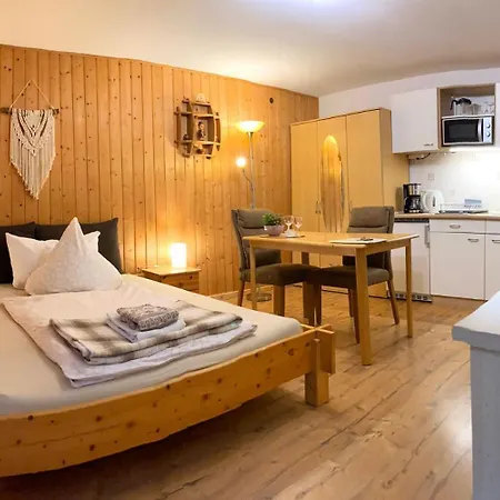 Ferienzimmer Koenig Breitenbrunn (Saxony)